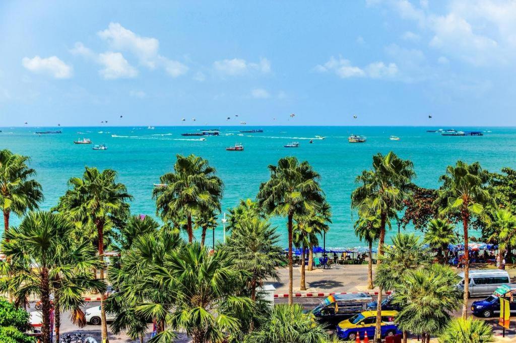 R-Con Hotel @ Siam Pattaya Bagian luar foto
